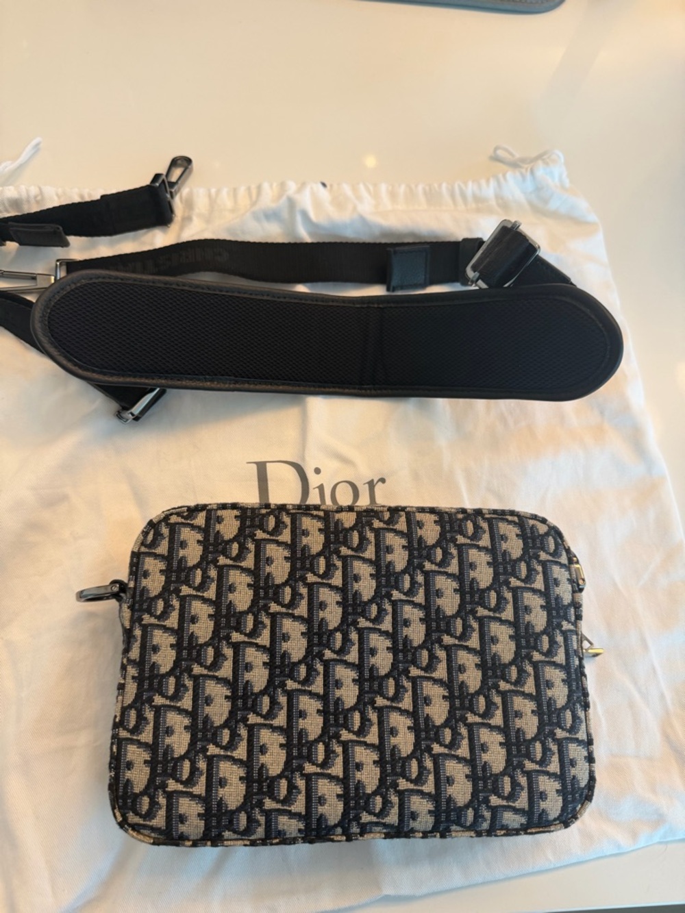 Christian Dior Safari Bag with Strap in Dior Oblique - Picture 2 of 5